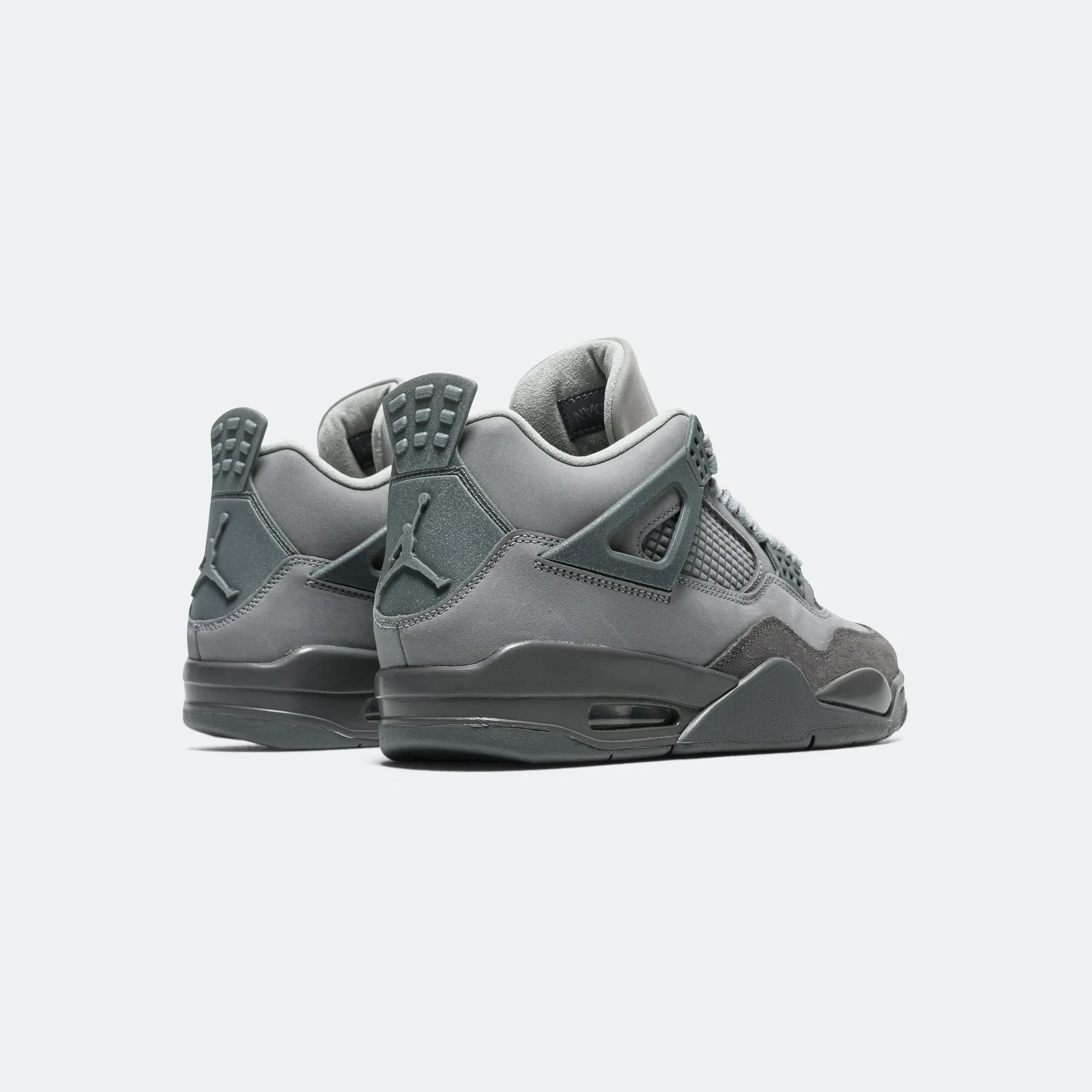 Premium Air Jordan 4 Retro SE Sneakers - Stylish Smoke Grey/Iron Grey-Cement Grey Colourway