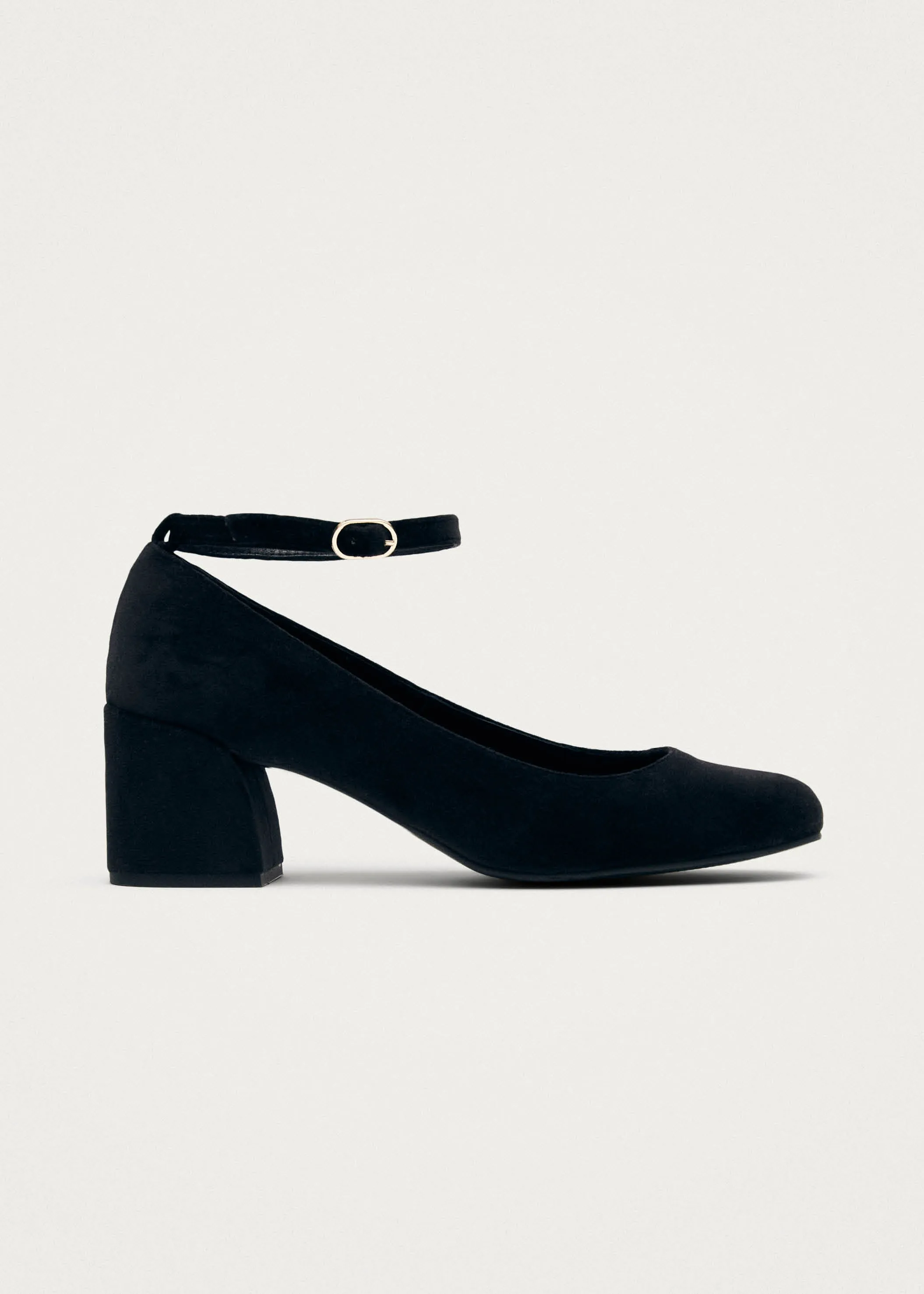 Antoine Velvet Black Pumps