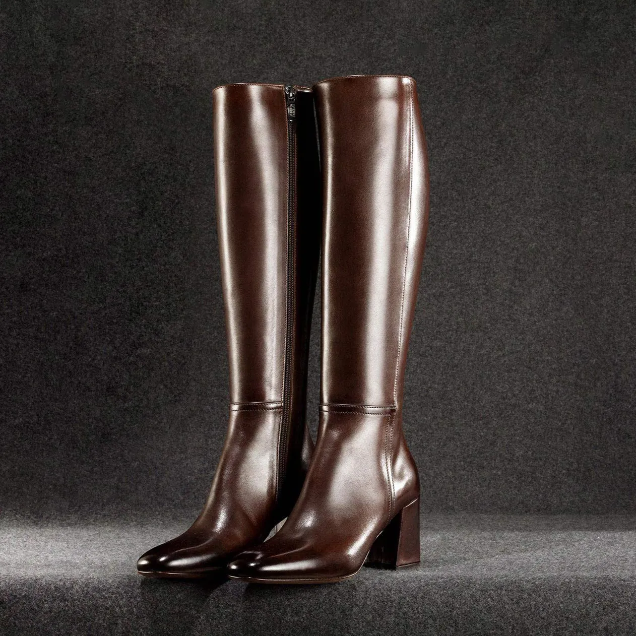 Sure! Here’s an optimized title for the product:

Stylish Leather High Boots - EVA 82013 for Ultimate Comfort and Fashion