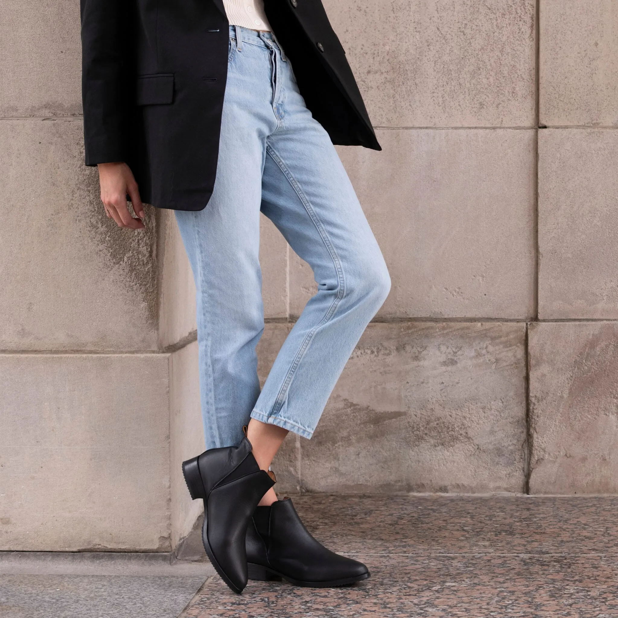 Eva Everyday Chelsea Boot Black/Black