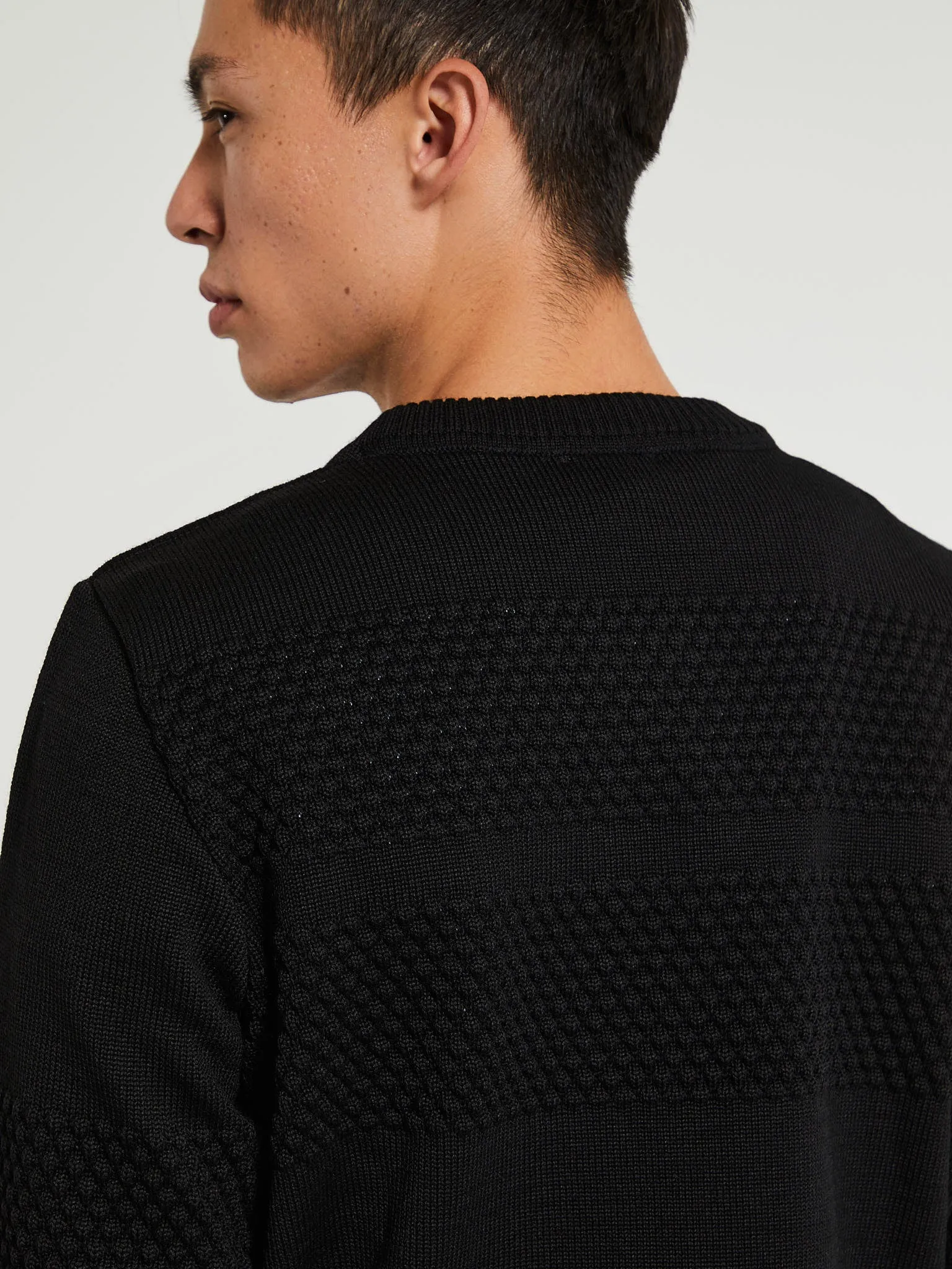 Fisherman II Crewneck Sweater in Black Void