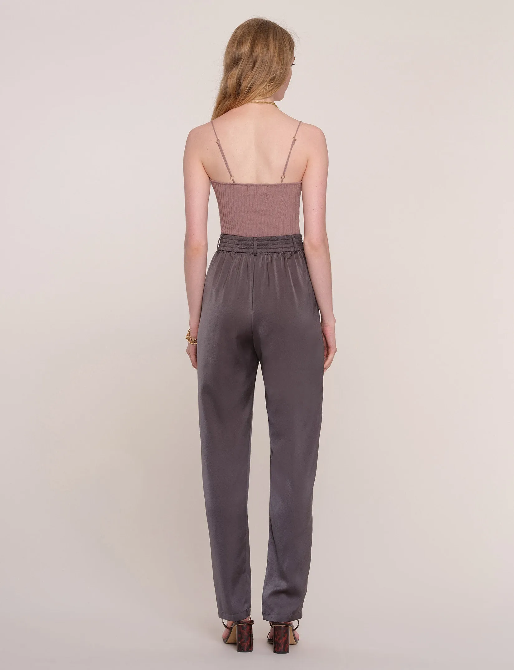 Gia Pant