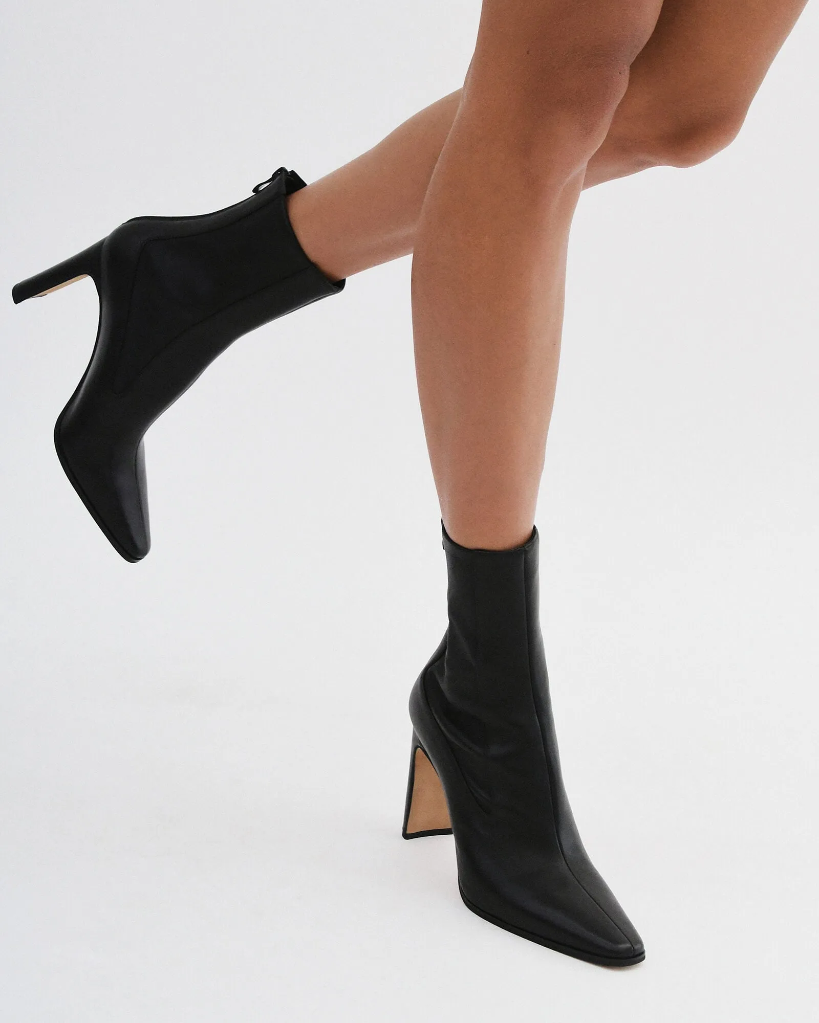 JUNE HIGH ANKLE BOOTS BLACK LEATHER