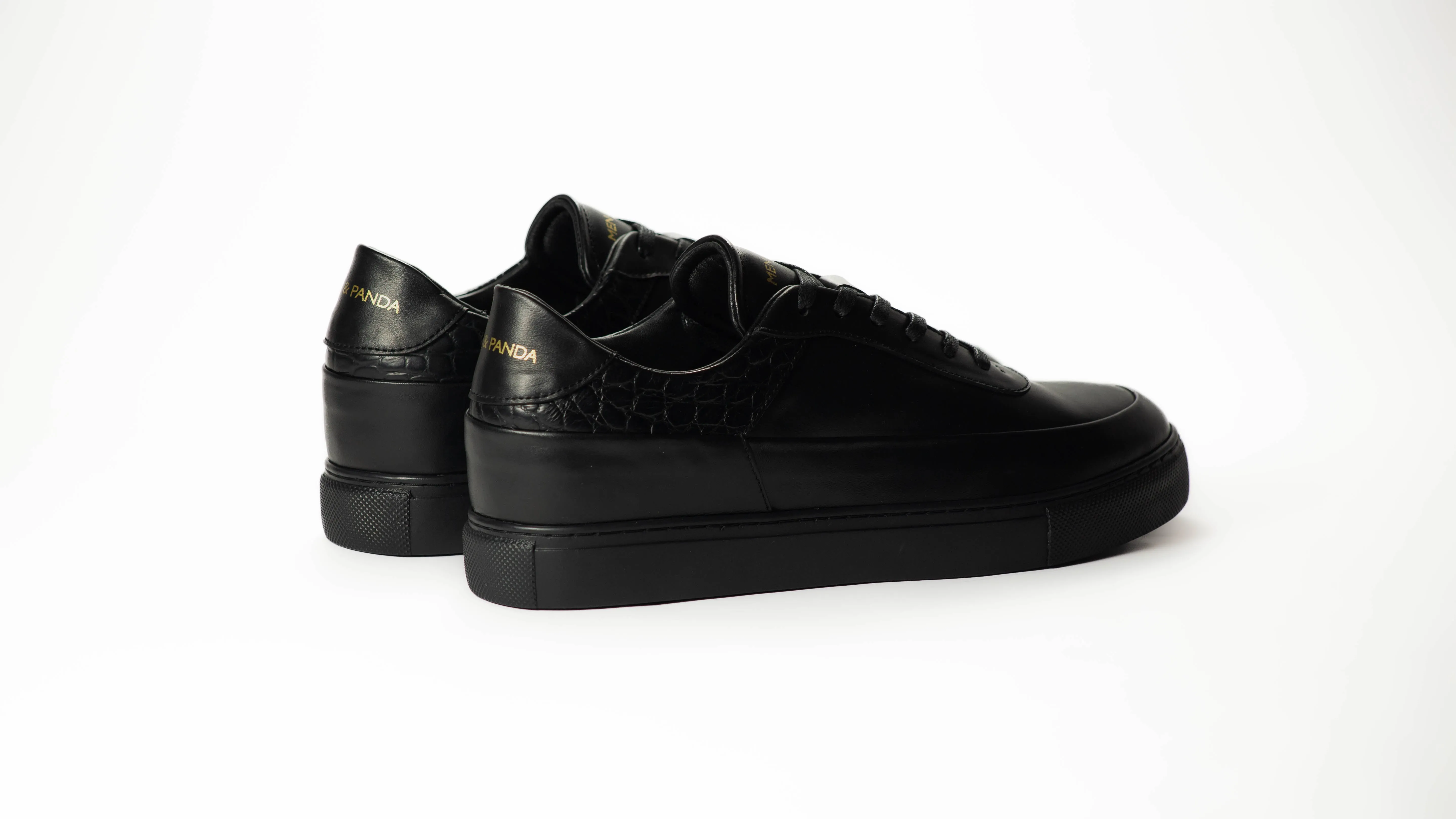 Sneakers SATURNE en cuir noir